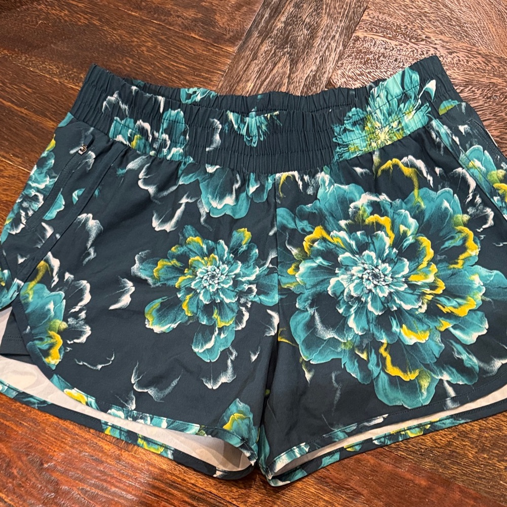 Avia Floral Women's Athletic Shorts